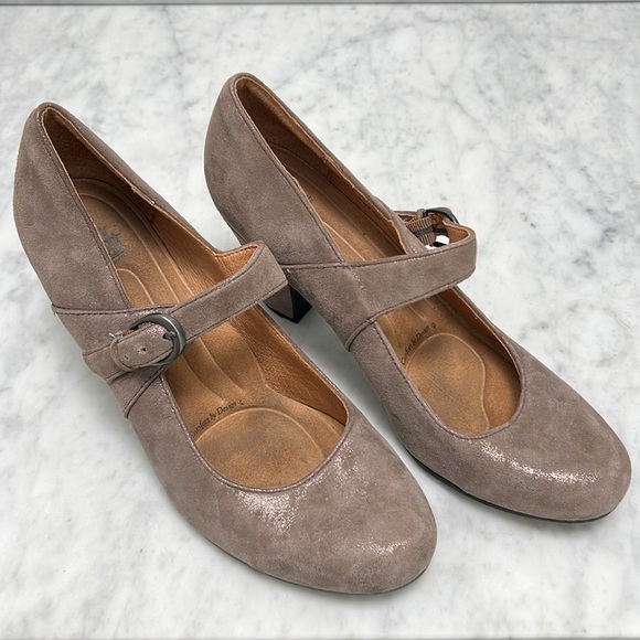 SÖFFT • Metallic Gray Miranda Mary Jane Leather Pump Heels - Picture 10 of 11